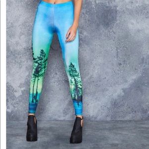 Aurora skye leggings -limited